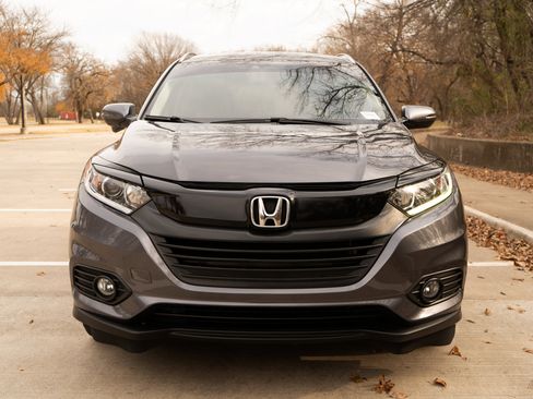 Certified 2022 Honda HR-V EX image 3