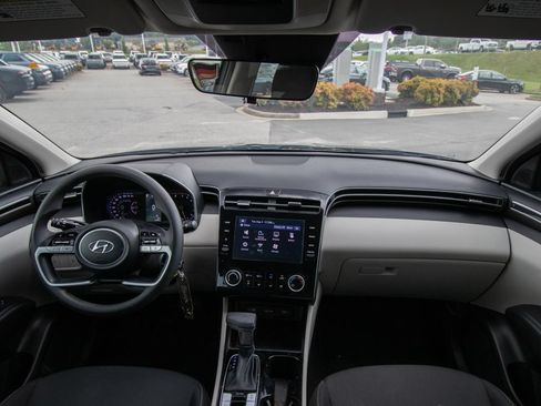 Used 2024 Hyundai Tucson SE FWD image 19