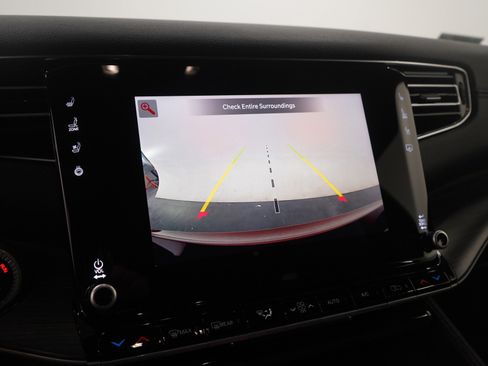 Used 2024 Jeep Wagoneer L Series III w/ Flexible Seating Group AWD/4WD image 24