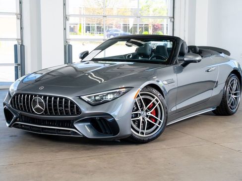 Used 2022 Mercedes-Benz SL 55 AMG 4MATIC image 2