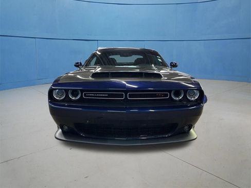 Used 2017 Dodge Challenger R/T Scat Pack w/ Leather Interior Group image 4