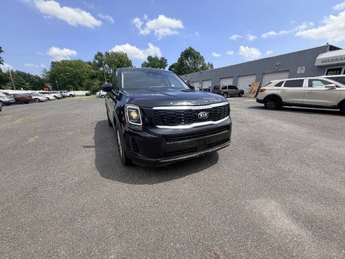 Used 2021 Kia Telluride LX FWD image 15