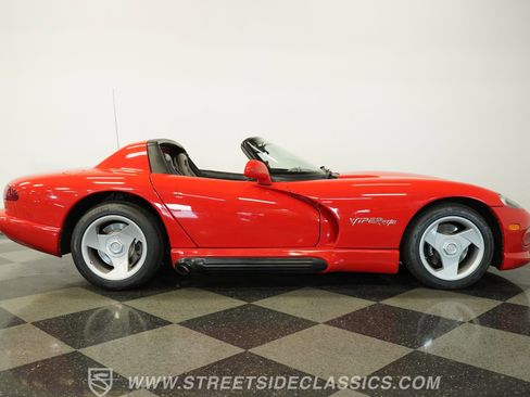 Used 1993 Dodge Viper RT/10 image 17