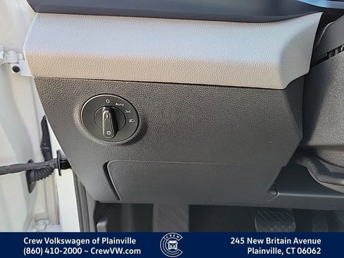 Certified 2023 Volkswagen Taos SE image 36