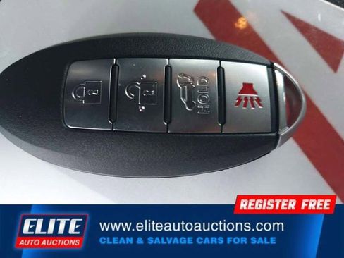 Used 2015 Nissan Armada SL image 21