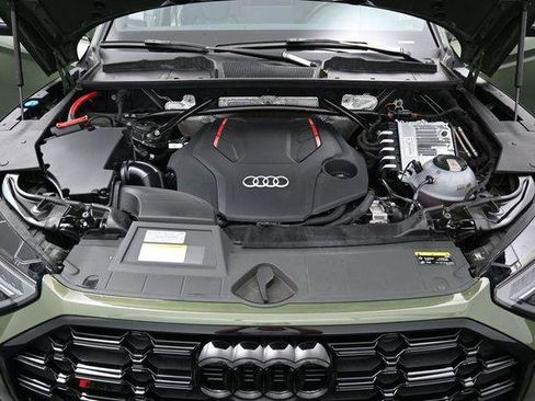 Used 2023 Audi SQ5 Premium Plus w/ Premium Plus Package AWD/4WD image 39