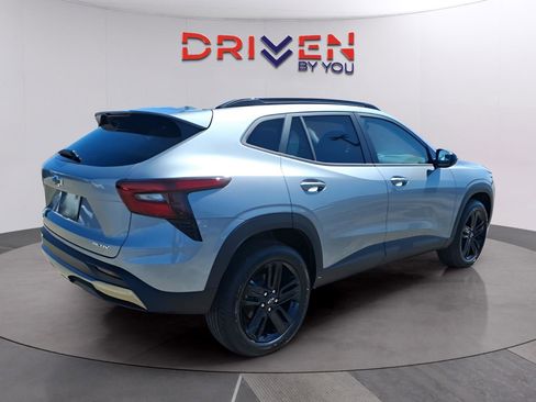 New 2026 Chevrolet Trax ACTIV image 5