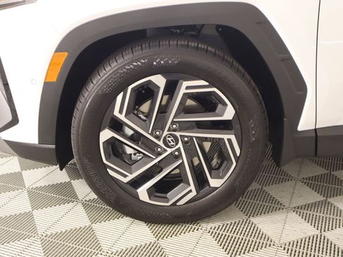 Certified 2026 Hyundai Tucson Limited image 18