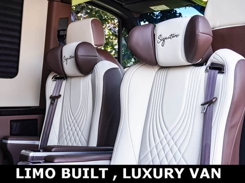 Used 2023 Mercedes-Benz Sprinter 2500 image 18