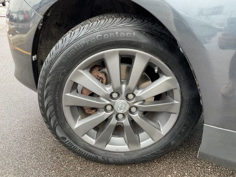 Used 2010 Toyota Corolla LE image 37