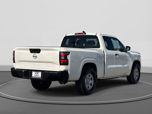 Used 2022 Nissan Frontier S image 5