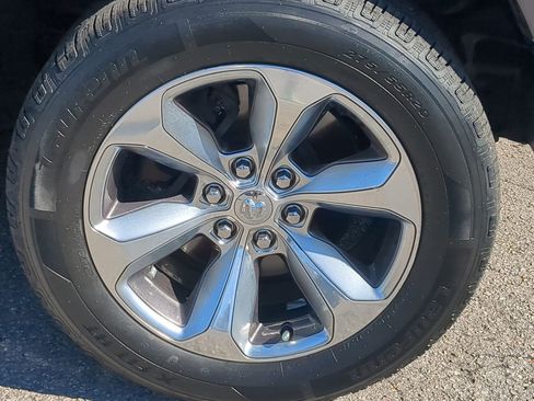 Used 2021 RAM 1500 Limited image 11