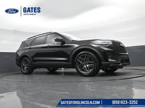 New 2026 Ford Explorer ST w/ Sun And Sound Package image 35