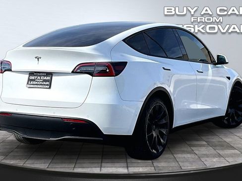 Used 2021 Tesla Model Y Long Range AWD/4WD image 12