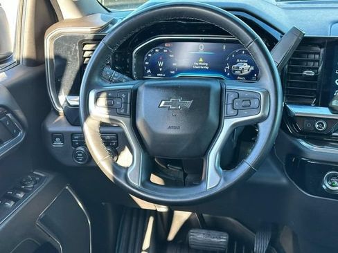 Used 2024 Chevrolet Silverado 1500 LT Trail Boss w/ Protection Package AWD/4WD image 12