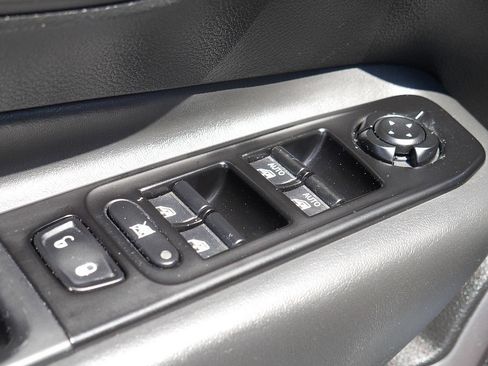 Used 2020 Jeep Renegade Limited AWD/4WD image 26