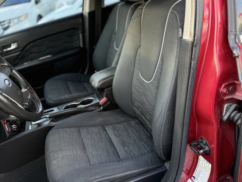 Used 2012 Ford Fusion SE FWD image 12
