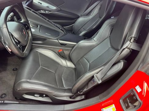 Used 2020 Chevrolet Corvette Stingray Coupe w/ 1LT RWD image 19