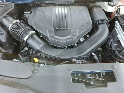 Used 2025 Chevrolet Traverse Z71 w/ Driver Confidence Package AWD/4WD image 28