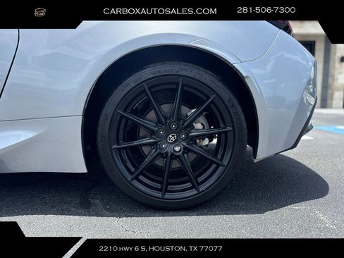 Used 2024 Toyota GR86 Premium RWD image 24