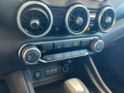 Used 2024 Nissan Sentra SV image 36