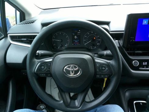 Certified 2023 Toyota Corolla LE image 11