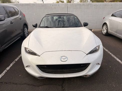 Used 2016 MAZDA MX-5 Miata Sport RWD image 3