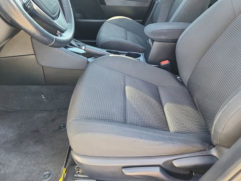 Used 2018 Toyota Corolla iM w/ Carpet Mat Package (TMS) FWD image 10