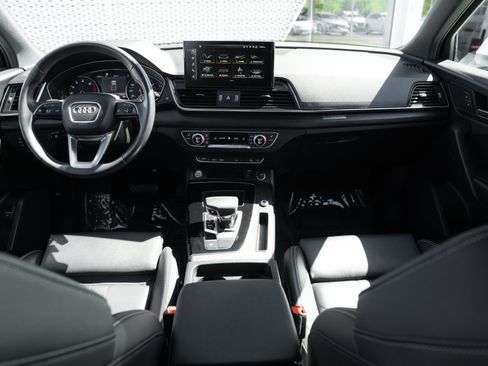 Certified 2023 Audi Q5 2.0T Premium w/ Convenience Package AWD/4WD image 8