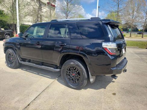 Certified 2020 Toyota 4Runner SR5 Premium image 3