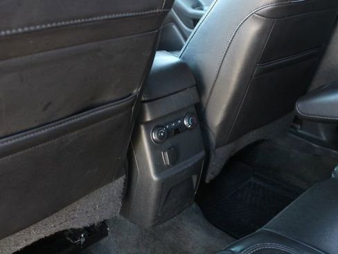 Used 2014 Ford Explorer XLT w/ Equipment Group 202A FWD image 21