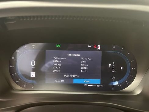 Certified 2025 Volvo XC90 B6 Plus AWD/4WD image 15