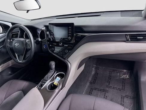 Certified 2022 Toyota Camry LE FWD image 28