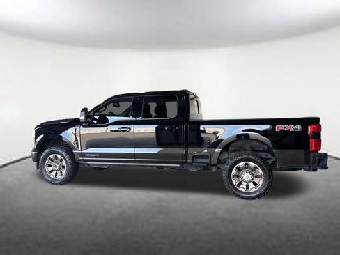 Used 2024 Ford F250 King Ranch w/ FX4 Off-Road Package image 2