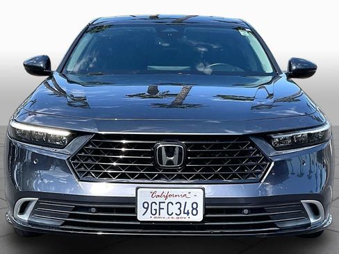 Used 2023 Honda Accord Touring image 3