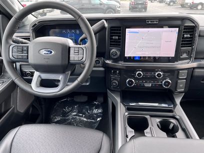 New 2026 Ford F350 Lariat w/ Lariat Ultimate Package