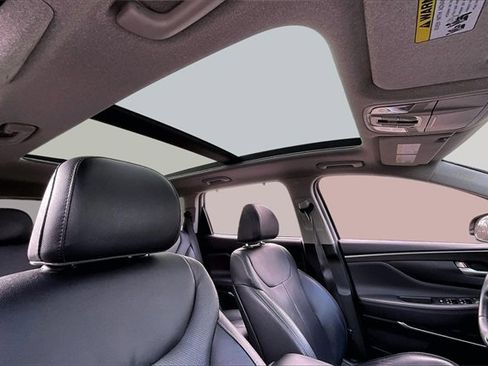 Used 2020 Hyundai Santa Fe Limited image 25