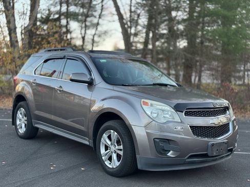 Used 2010 Chevrolet Equinox LT w/ Vehicle Interface Package image 3