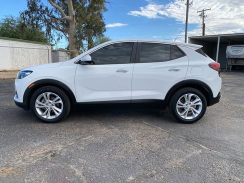 Used 2021 Buick Encore GX Preferred image 3