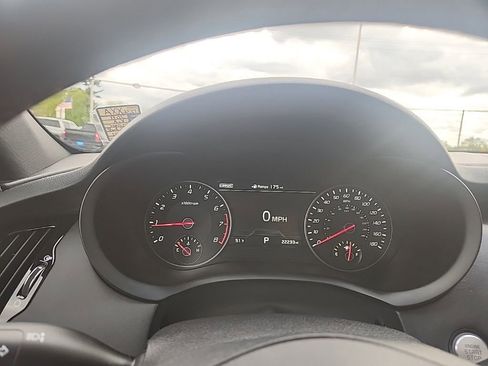 Used 2019 Kia Stinger GT2 AWD/4WD image 17