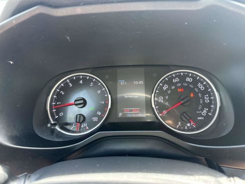 Used 2019 Toyota RAV4 XLE FWD image 14