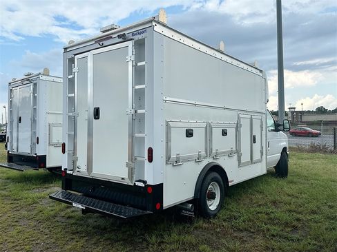 New 2025 Ford E-350 and Econoline 350 Super Duty w/ Power Equipment Group image 6