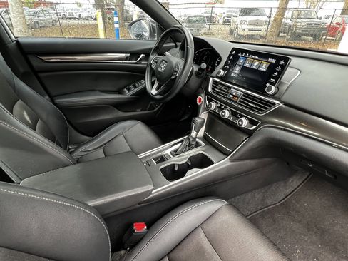 Used 2019 Honda Accord Sport image 46