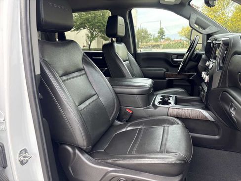 Used 2023 GMC Sierra 3500 Denali w/ Technology Package AWD/4WD image 16