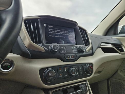 Used 2024 GMC Terrain Denali w/ Denali Premium Package image 16