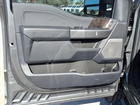 New 2026 Ford F250 Lariat w/ FX4 Off-Road Package image 22