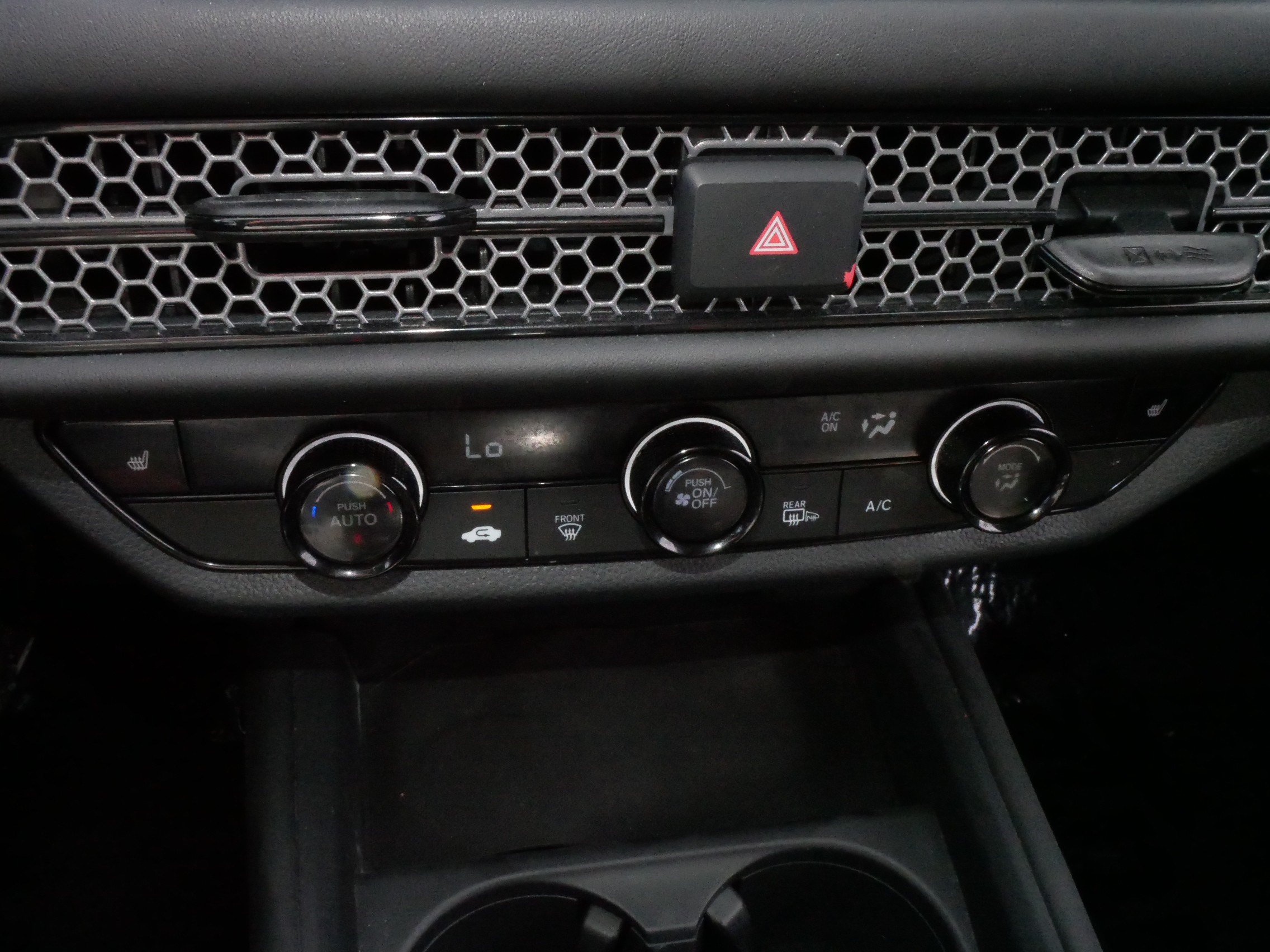 Certified 2025 Honda HR-V Sport image 23
