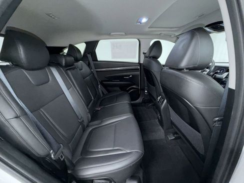 Used 2023 Hyundai Tucson SEL w/ Convenience Package AWD/4WD image 6