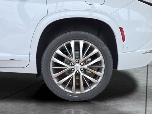 New 2026 Buick Enclave Avenir w/ Super Cruise Package image 31