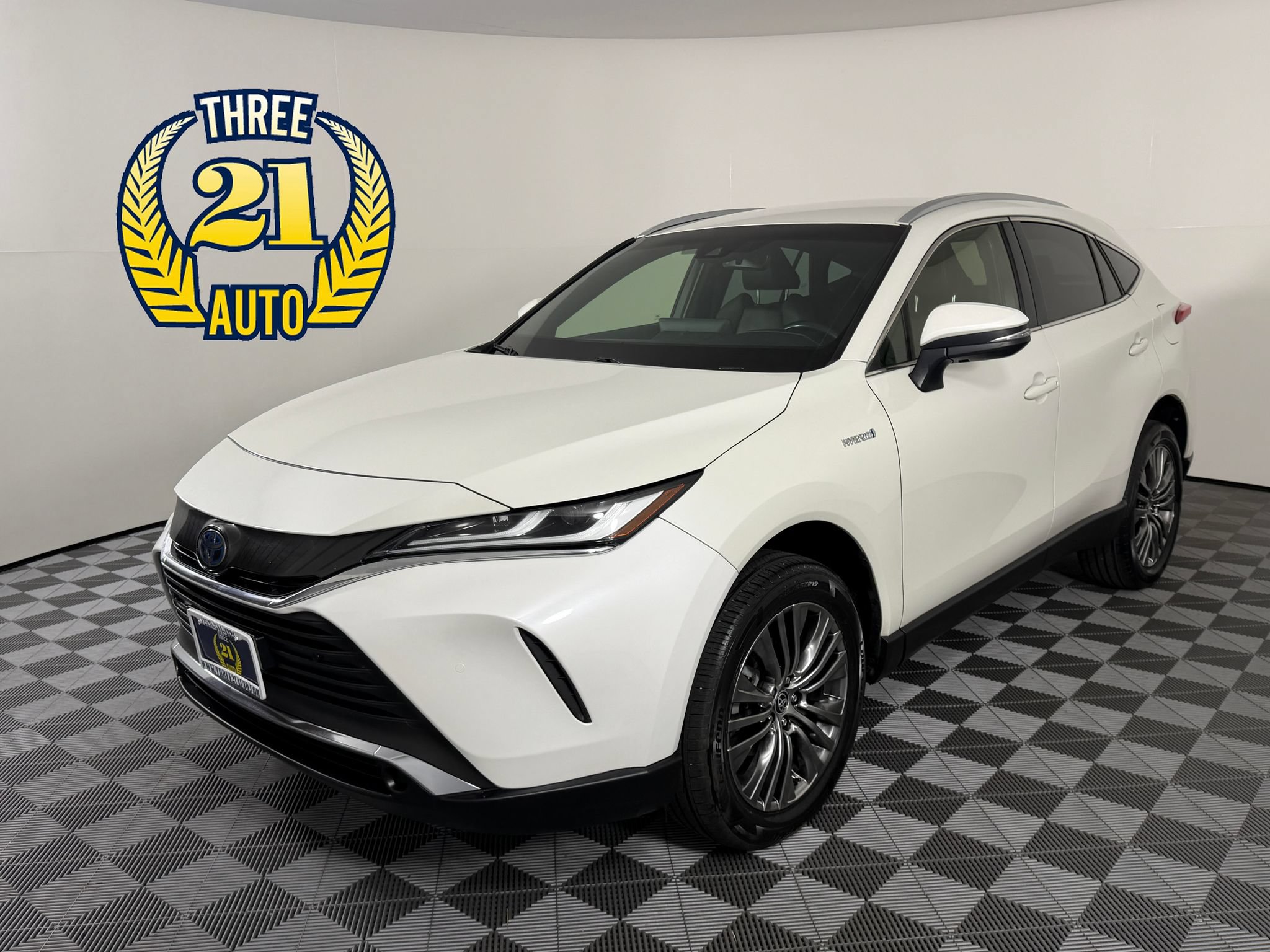 Used 2021 Toyota Venza XLE AWD/4WD image 1